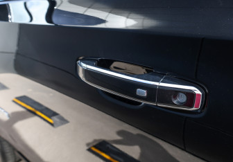 Подержанный автомобиль Chevrolet Tahoe 2022 года (29 фото)