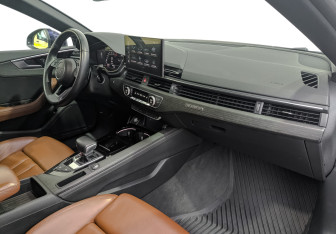Подержанный автомобиль Audi A5 Liftback 2022 года (13 фото)