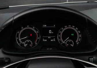 Подержанный автомобиль Skoda Rapid Liftback 2020 года (16 фото)