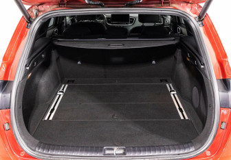 Подержанный автомобиль Kia Ceed Wagon 2021 года (16 фото)