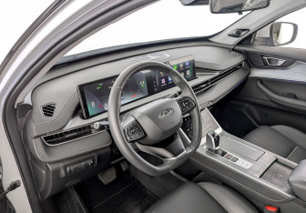 Подержанный автомобиль Chery Tiggo 7 Pro Max 2023 года (16 фото)