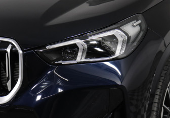 Подержанный автомобиль BMW X1 2025 года (7 фото)