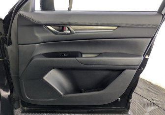 Подержанный автомобиль Mazda CX-5 2024 года (24 фото)