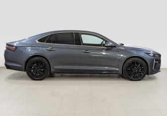 Подержанный автомобиль Geely Preface 2024 года (4 фото)