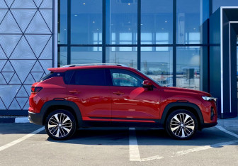 Подержанный автомобиль Changan CS35PLUS 2023 года (4 фото)