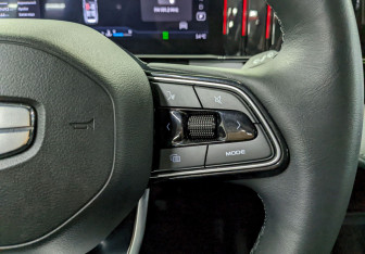 Подержанный автомобиль Geely Atlas 2024 года (30 фото)