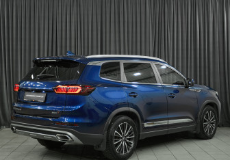 Подержанный автомобиль Chery Tiggo 8 Pro 2021 года (4 фото)