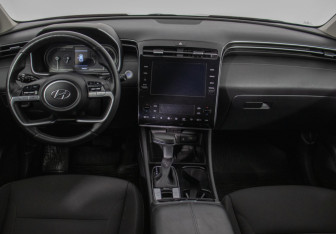 Подержанный автомобиль Hyundai Tucson 2021 года (12 фото)