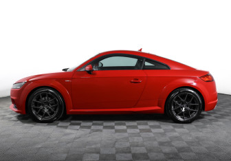 Подержанный автомобиль Audi TT Coupe 2015 года (8 фото)