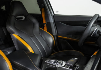 Подержанный автомобиль Changan UNI-V 2024 года (12 фото)