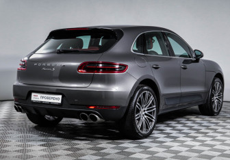 Подержанный автомобиль Porsche Macan 2015 года (5 фото)