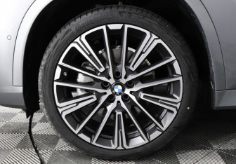 Новый BMW X1 2025 (8 фото)