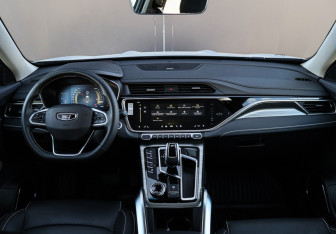 Подержанный автомобиль Belgee X70 2025 года (10 фото)