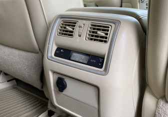 Подержанный автомобиль Infiniti JX 2013 года (29 фото)