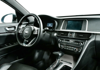 Подержанный автомобиль Kia Optima Sedan 2018 года (8 фото)
