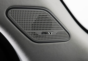 Подержанный автомобиль Changan UNI-K 2023 года (14 фото)