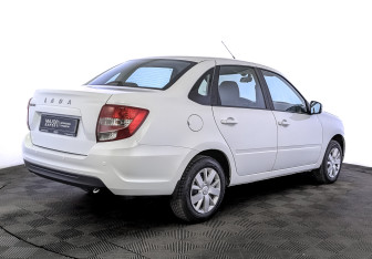 Подержанный автомобиль LADA (ВАЗ) Granta Sedan 2022 года (5 фото)