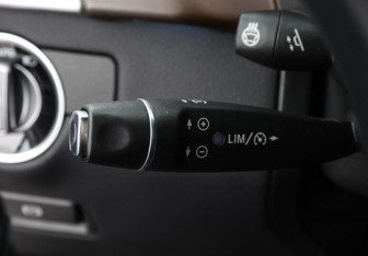 Подержанный автомобиль Mercedes-Benz GLE 2016 года (15 фото)