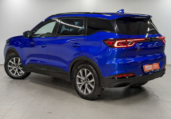 Подержанный автомобиль Chery Tiggo 7 Pro 2022 года (7 фото)