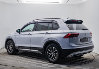Подержанный автомобиль Volkswagen Tiguan 2019 года (3 фото)