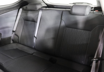 Подержанный автомобиль Opel Astra Hatchback 2014 года (12 фото)