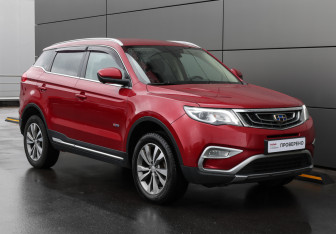 Подержанный автомобиль Geely Atlas 2019 года (3 фото)