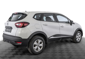 Подержанный автомобиль Renault Kaptur 2019 года (5 фото)