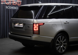 Подержанный автомобиль Land Rover Range Rover 2017 года (27 фото)