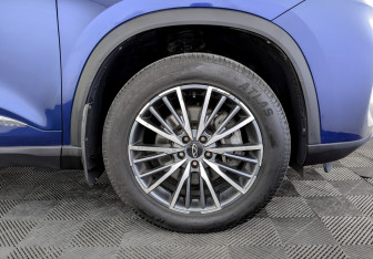 Подержанный автомобиль Chery Tiggo 8 Pro Max 2023 года (18 фото)