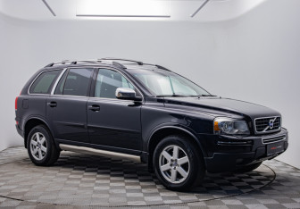 Подержанный автомобиль Volvo XC90 2010 года (7 фото)
