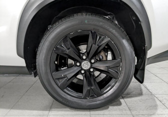 Подержанный автомобиль Lexus NX 2016 года (18 фото)