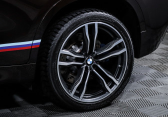 Подержанный автомобиль BMW X6 M 2018 года (15 фото)
