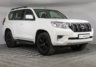 Подержанный автомобиль Toyota Land Cruiser Prado 2021 года (3 фото)
