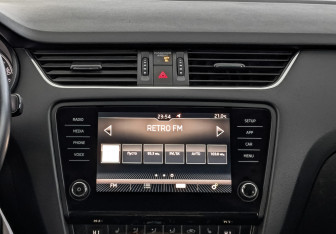 Подержанный автомобиль Skoda Octavia Liftback 2018 года (17 фото)