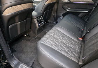 Подержанный автомобиль Tank 500 2024 года (10 фото)