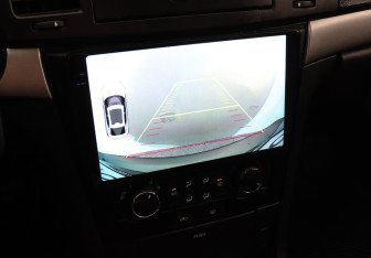 Подержанный автомобиль Chevrolet Epica 2011 года (9 фото)