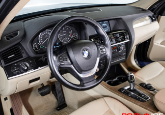 Подержанный автомобиль BMW X3 2013 года (10 фото)