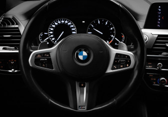 Подержанный автомобиль BMW X4 2019 года (10 фото)