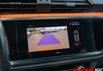 Подержанный автомобиль Audi Q3 2019 года (15 фото)