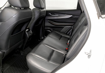 Подержанный автомобиль Exeed LX 2022 года (11 фото)