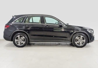 Подержанный автомобиль Mercedes-Benz GLC Coupe 2021 года (4 фото)