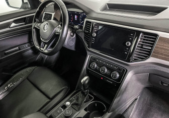 Подержанный автомобиль Volkswagen Teramont 2018 года (9 фото)