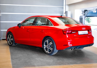 Подержанный автомобиль Audi A3 Sedan 2019 года (6 фото)