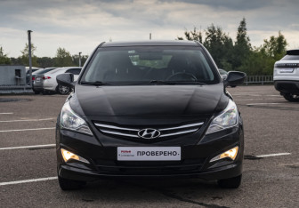 Подержанный автомобиль Hyundai Solaris Hatchback 2016 года (2 фото)