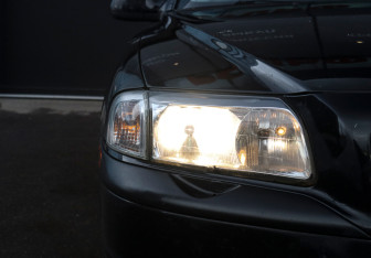 Подержанный автомобиль Volvo S80 2002 года (19 фото)