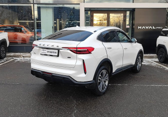 Подержанный автомобиль Haval F7x 2024 года (5 фото)