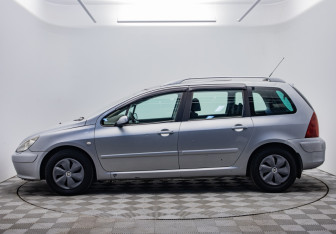Подержанный автомобиль Peugeot 307 Wagon 2004 года (2 фото)