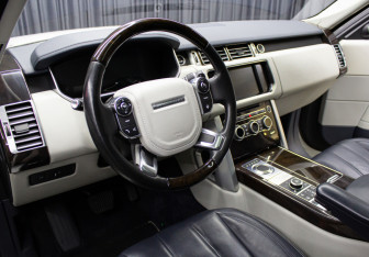 Подержанный автомобиль Land Rover Range Rover 2016 года (16 фото)