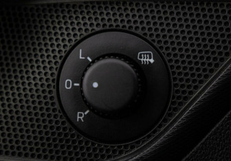 Подержанный автомобиль Skoda Rapid Liftback 2016 года (10 фото)