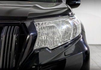 Подержанный автомобиль Toyota Land Cruiser Prado 2019 года (17 фото)